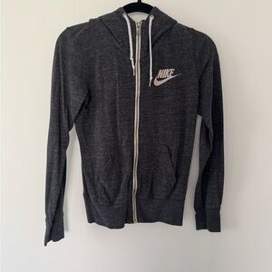 Nike Women’s Small Gray Full Zip